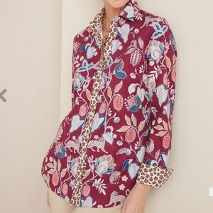 Chico's No Iron Cheetah Floral Classic Stretch Button Front Shirt Size Small/4